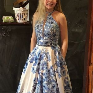Sherri hill gown